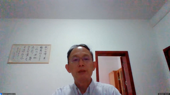 图1 许崇育院士作学术报告.png